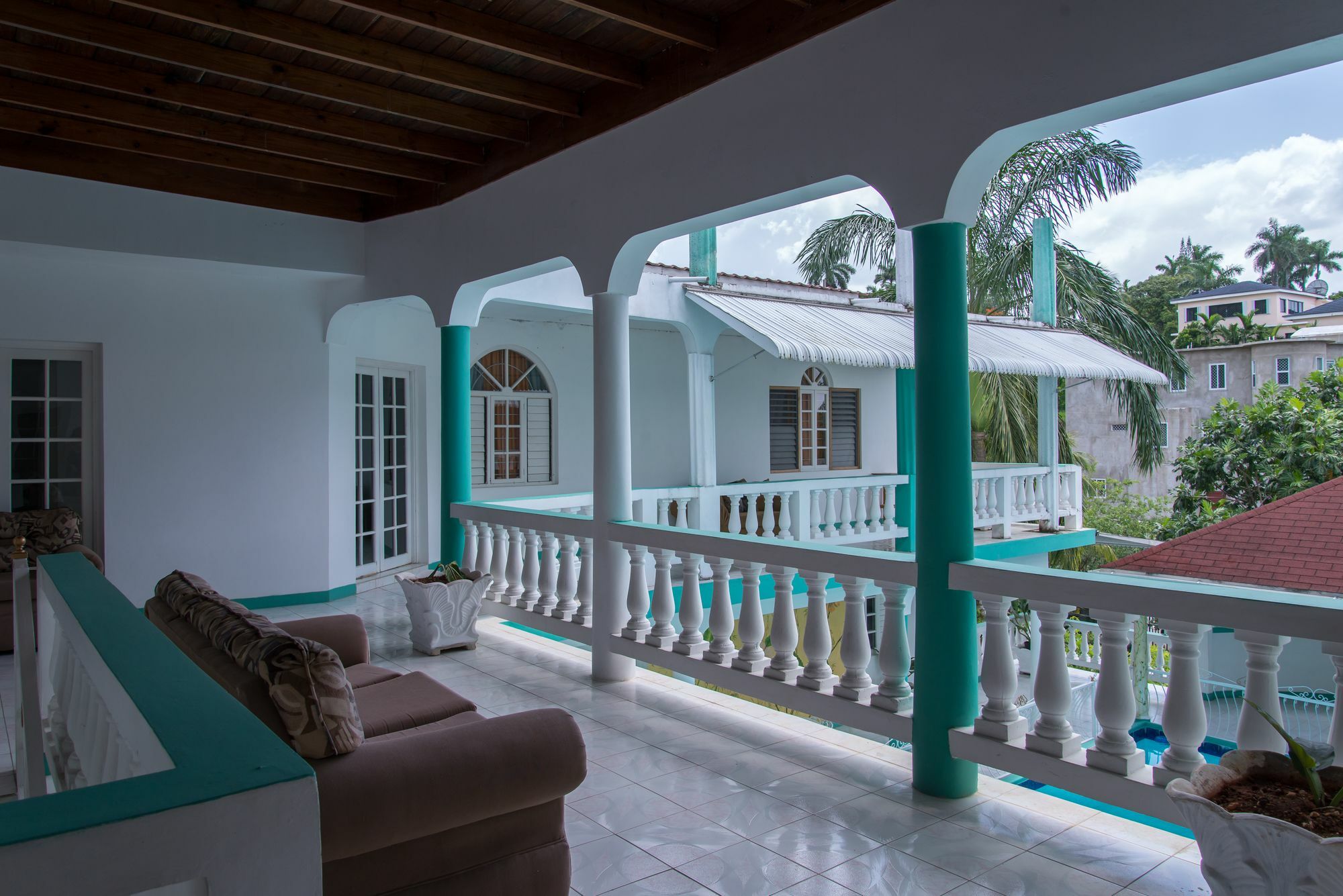 Villa Diamond Guest House Montego Bay Exterior photo